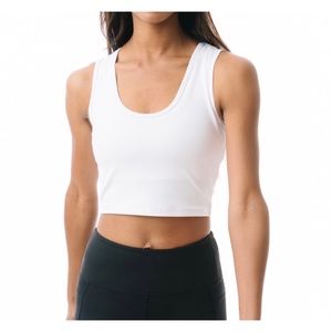 NWT Zyia White stronger crop top